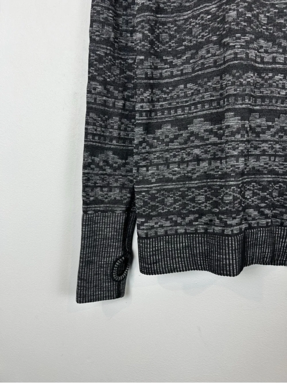 Lululemon Rest Less Pullover Size 10 Grey